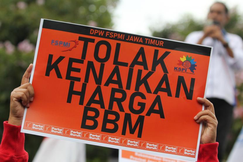 Menolak Kenaikan Harga BBM